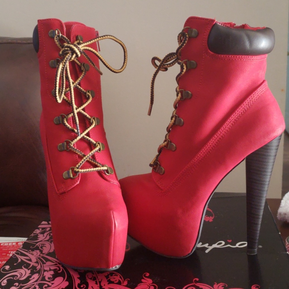 Boots- never worn with box